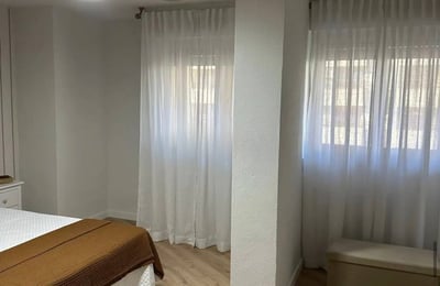 Rental of a large bright apartment with 2 bedrooms, 125 m², Alicante, Spain